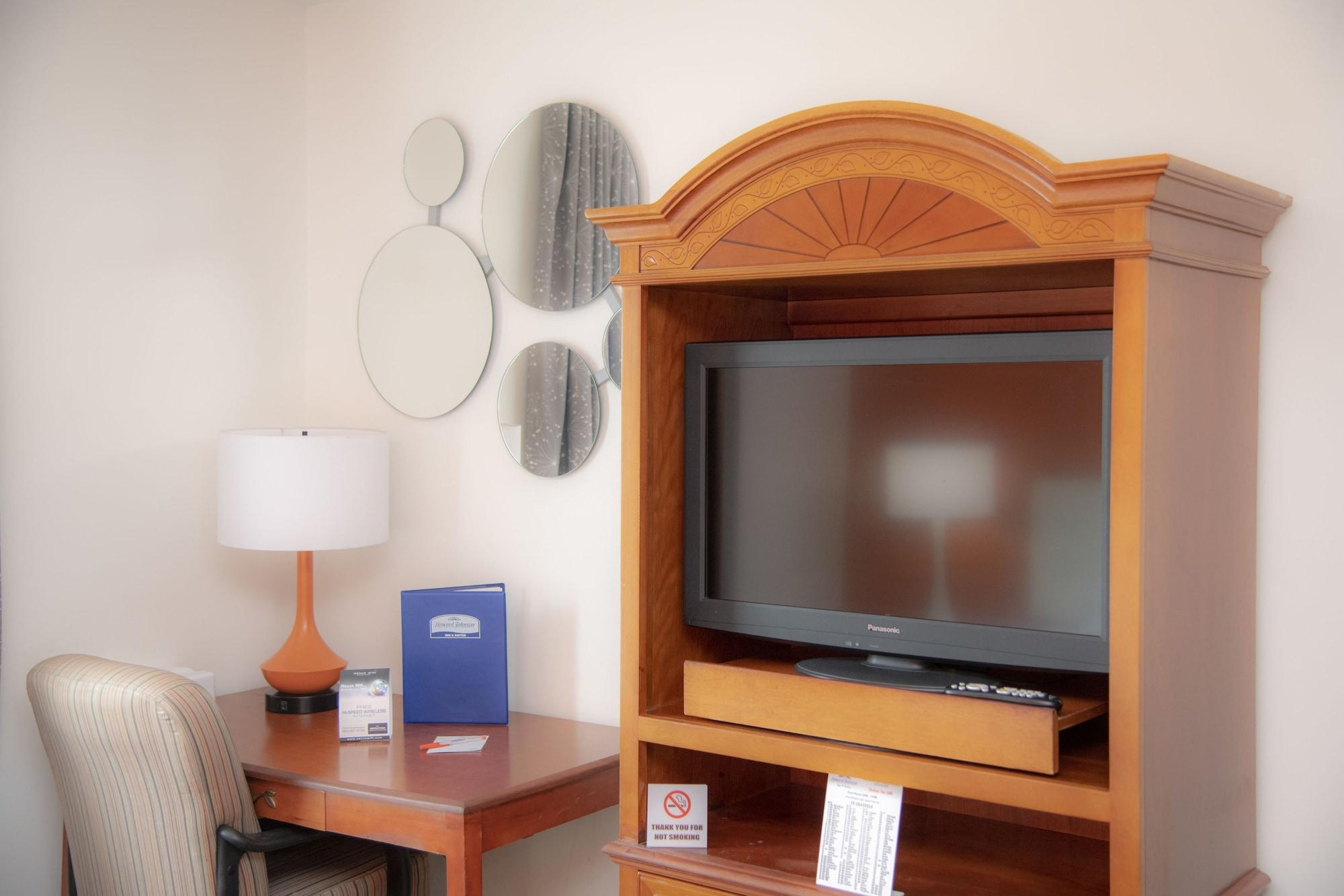 Howard Johnson By Wyndham Allentown/Dorney Hotel & Suites מראה חיצוני תמונה