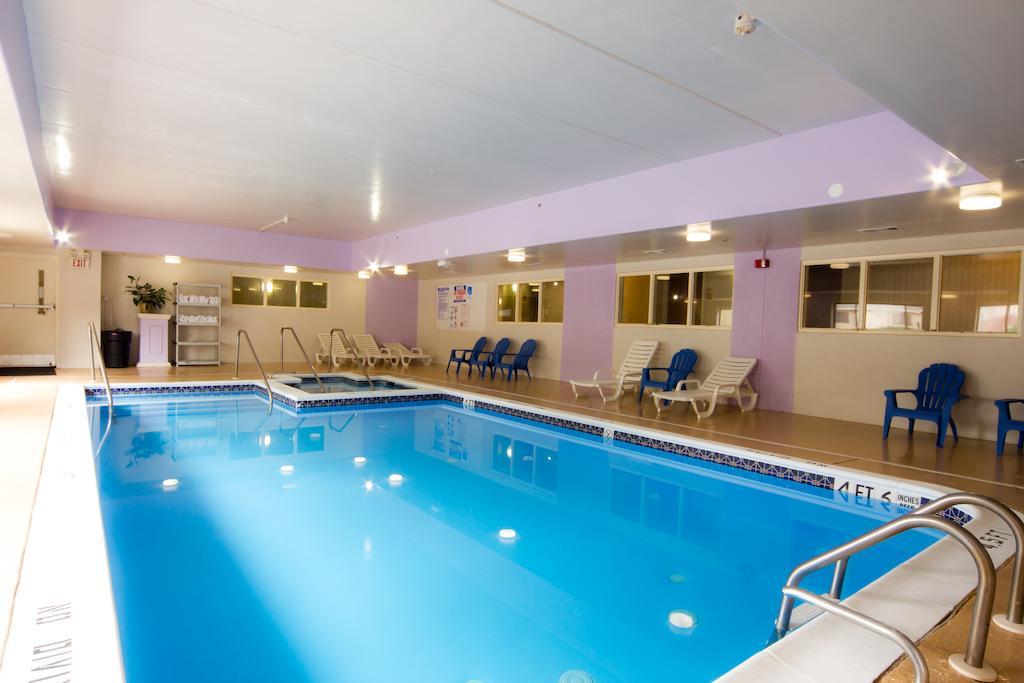 Howard Johnson By Wyndham Allentown/Dorney Hotel & Suites מראה חיצוני תמונה