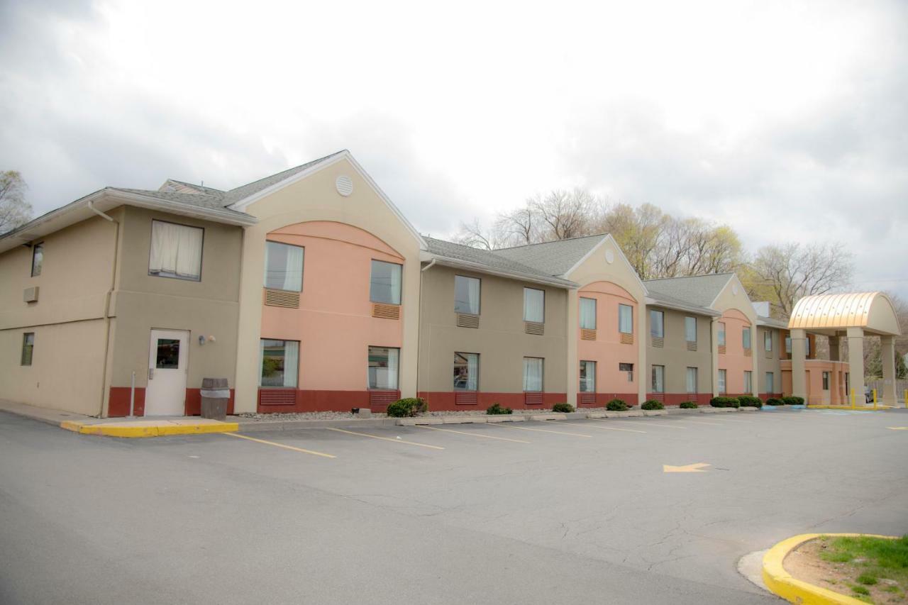 Howard Johnson By Wyndham Allentown/Dorney Hotel & Suites מראה חיצוני תמונה